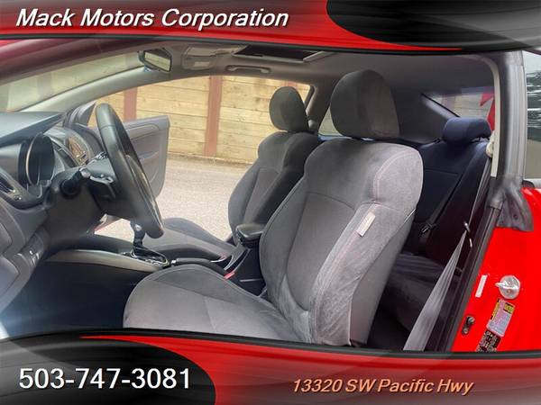 2012 Kia Forte Koup Coupe SX 2-Owners Leather Moon Roof 32MPG for sale in Tigard, OR – photo 12