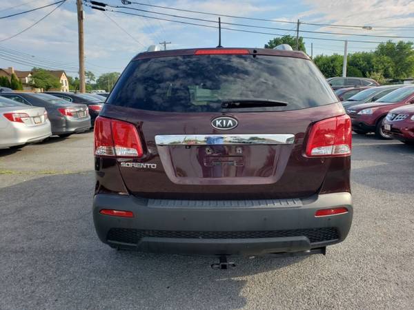 2013 KIA SORENTO LX with - cars & trucks - by dealer - vehicle... for sale in Winchester, MD – photo 4
