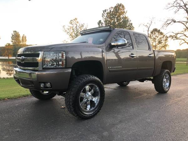 2007 Chevrolet Silverado 1500 LT Crew Cab 4WD LIFTED! for sale in Forsyth, MO – photo 23
