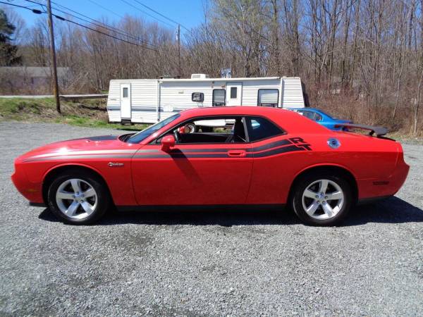 2009 Dodge Challenger R/T 2dr Coupe CASH DEALS ON ALL CARS OR BYO for sale in Lake Ariel, PA