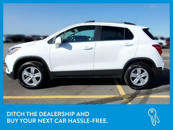 2019 Chevy Chevrolet Trax LT Sport Utility 4D hatchback White for sale in Columbus, GA – photo 4