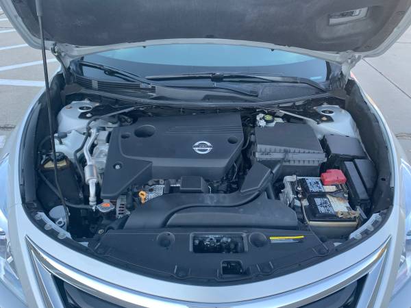 2014 Nissan Altima 2.5S - cars & trucks - by owner - vehicle... for sale in WAUKEE, IA – photo 8