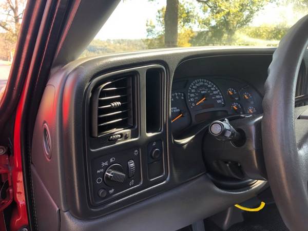 2005 Chevrolet Silverado 1500 Short Bed 4WD for sale in Forsyth, MO – photo 20