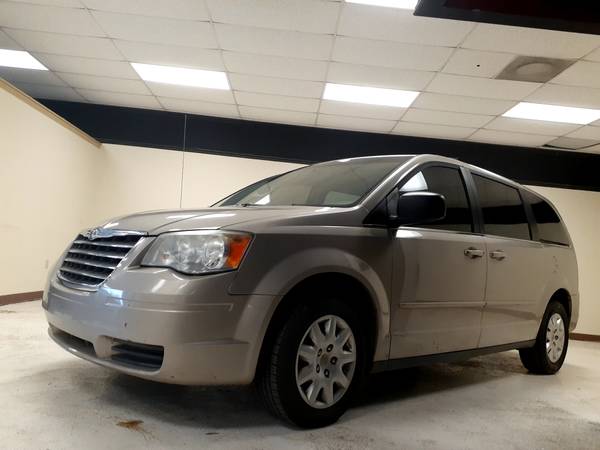 2009 Chrysler Town Country Van, ....NICE!!!!.... - cars & trucks -... for sale in Decatur, GA – photo 10