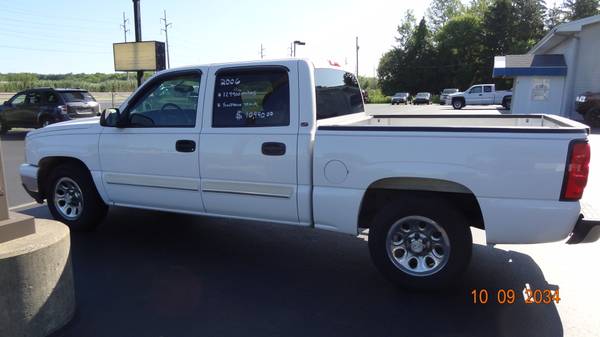 2006 silverado crew southern - cars & trucks - by dealer - vehicle... for sale in Ontario Center, NY – photo 9