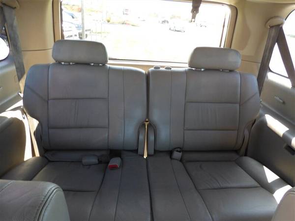 2006 TOYOTA SEQUOIA LIMITED LEATHER SUNROOF CAPTAIN CHAIRS - cars & for sale in San Diego, CA – photo 9