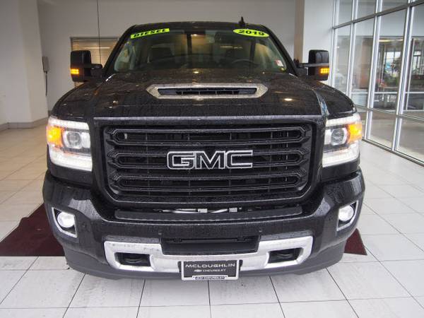 2019 GMC Sierra 2500HD Denali **Ask About Easy Financing and Vehicle... for sale in Milwaukie, OR – photo 6