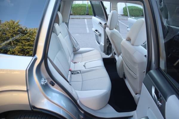 2011 Subaru Forester Premium - MOONROOF / SERVICE RECORDS / LOW... for sale in Beaverton, WA – photo 19