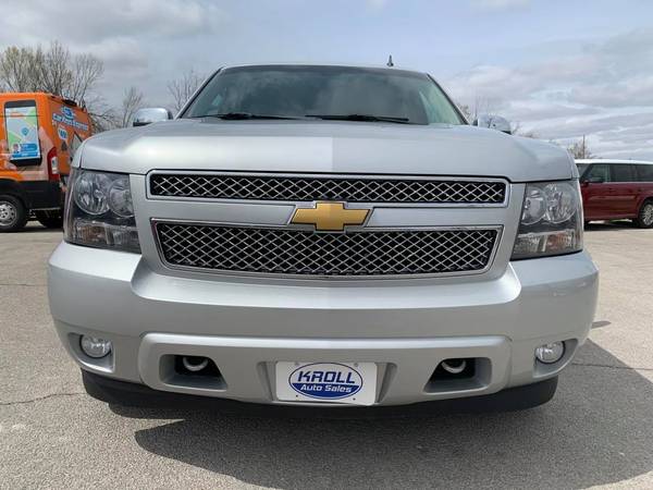 12 Chevy Tahoe LTZ 4x4 184k Loaded MUST SEE! EXCELLENT CONDITION! for sale in Marion, IA – photo 3