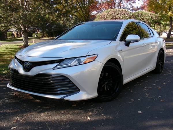 2018 Toyota Camry Hybrid XLE CVT - cars & trucks - by dealer -... for sale in College Place, WA – photo 5