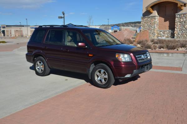 2007 Honda Pilot EX-L - cars & trucks - by owner - vehicle... for sale in Usaf Academy, CO – photo 2