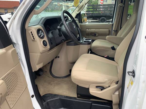 2013 Ford E-350 Passenger Van - cars & trucks - by dealer - vehicle... for sale in Knoxville, TN – photo 17