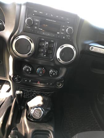 2014 Jeep Wrangler Rubicon Unlimited Sport Utility w/ Hard & Soft... for sale in Upton, MA – photo 6