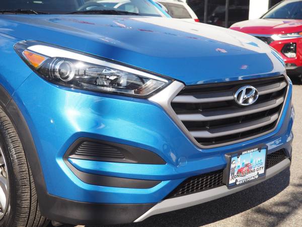 2018 Hyundai Tucson SE - - by dealer - vehicle for sale in Long Island City, NY – photo 10