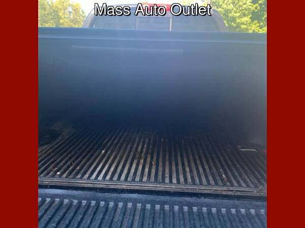 2007 Dodge Ram 1500 4WD Quad Cab 140.5 SLT - cars & trucks - by... for sale in Worcester, MA – photo 9