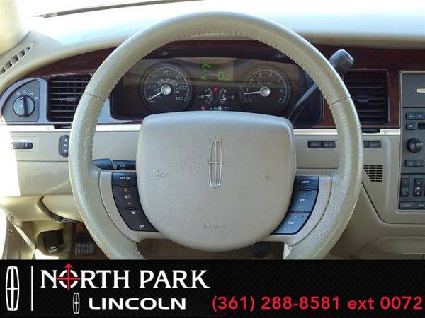 2007 Lincoln Town Car Signature - sedan for sale in San Antonio, TX – photo 19