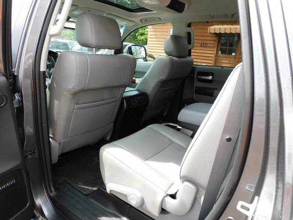 Toyota Sequoia 4wd Platinum 3rd Row SUV Sunroof DVD Clean Loaded V8... for sale in Hickory, NC – photo 23