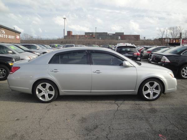 2005 Toyota Avalon Limited - cars & trucks - by dealer - vehicle... for sale in Dorchester, MA – photo 6