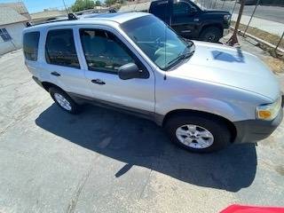 2006 Ford Escape 4dr 3 0L XLT - - by dealer - vehicle for sale in Victorville , CA – photo 2