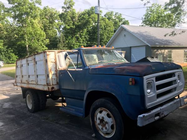 Dodge D500 dump truck for sale in Bogart, GA – photo 2