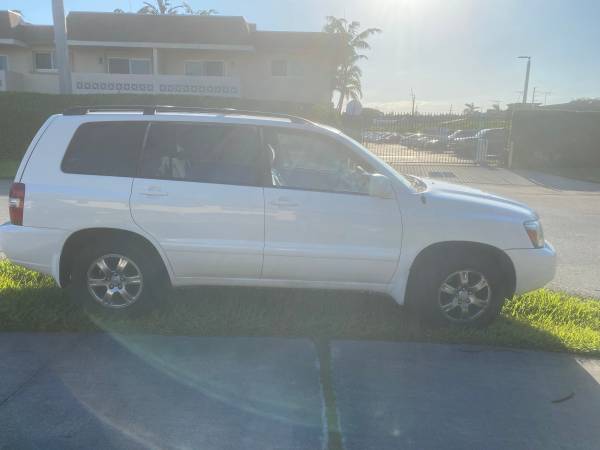 2006 toyota highlander limited 43k miles new painting youtube video for sale in Miami, FL – photo 4