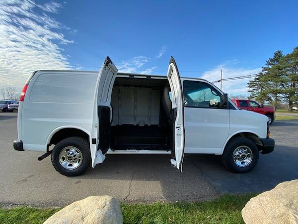 2014 GMC Savana G-2500 Cargo Van ****88K MILES**** - cars & trucks -... for sale in Swartz Creek,MI, OH – photo 15