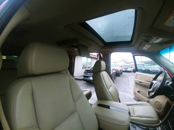 2009 Cadillac Escalade Base - cars & trucks - by dealer - vehicle... for sale in Loveland, CO – photo 23