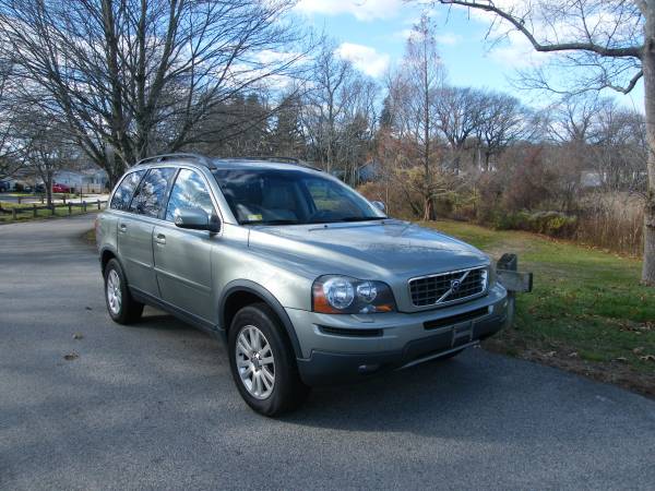 2008 Volvo XC90 All Wheel Drive Third Row Seating Must See Gorgeous... for sale in East Providence, NY – photo 8