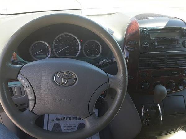 2004 Toyota Sienna - - by dealer - vehicle automotive for sale in Saint Stephens, WY – photo 8