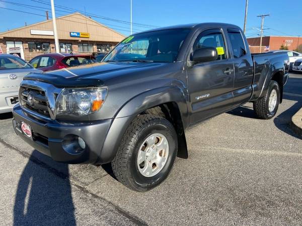 2009 Toyota Tacoma V6 4x4 4dr Access Cab 6.1 ft. SB 5A **GUARANTEED... for sale in Hyannis, MA – photo 2