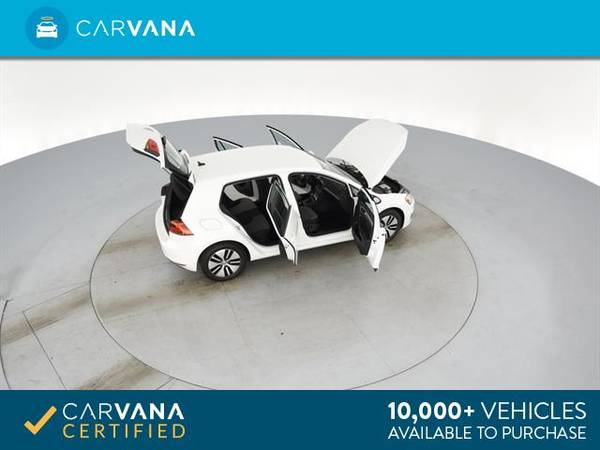 2016 VW Volkswagen eGolf SE Hatchback Sedan 4D sedan White - FINANCE for sale in Downey, CA – photo 14