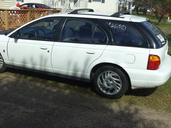 98 Saturn Wagon for sale in Hayward, MN – photo 6