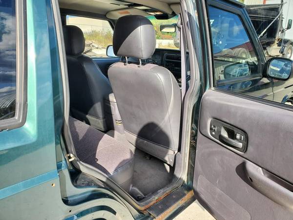1999 Jeep Cherokee Classic for sale in Saint Paul, MN – photo 11