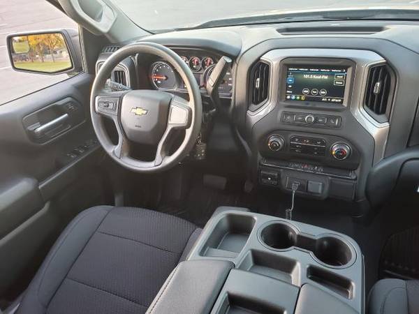 2019 Chevrolet Silverado 1500 4WD ***LOW MILES ** 636 ** LIKE NEW* -... for sale in Garden City, ID – photo 9