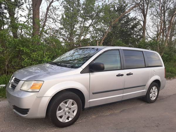 2008 Dodge Grand Caravan - - by dealer - vehicle for sale in Fulton, MO – photo 3