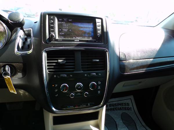2016 DODGE GRAND CARAVAN GUARANTEED APPROVALS - - by for sale in Conway, AR – photo 6