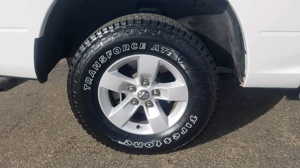 Low miles!! 2018 Ram 1500 4x4 Hemi! - cars & trucks - by dealer -... for sale in Alamogordo, NM – photo 23