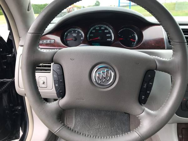 2010 Buick Lucerne CXL for sale in Shippensburg, PA – photo 11