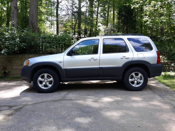 Used 2006 MAZDA Tribute 2WD i for sale in Austell, GA – photo 2