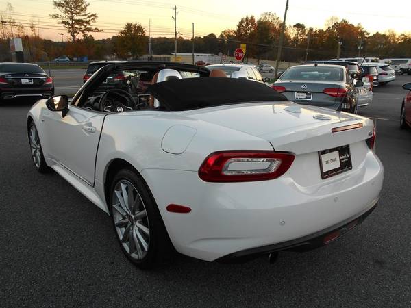 2017 Fiat 124 spider 🔥 ALL CREDIT APPROVED 🤷🏽‍♂️ - cars & trucks -... for sale in Atlanta, GA – photo 4