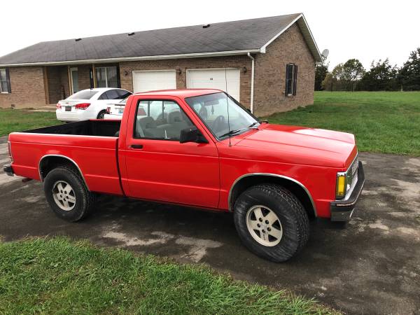 1991 Chevy S10 4x4 - cars & trucks - by owner - vehicle automotive... for sale in Russell Springs, KY – photo 4