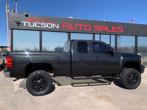 LIFTED 2010 CHEVROLET SILVERADO 4X4 EXTENDED CAB ..... ONLY 73K... for sale in Tucson, AZ – photo 9