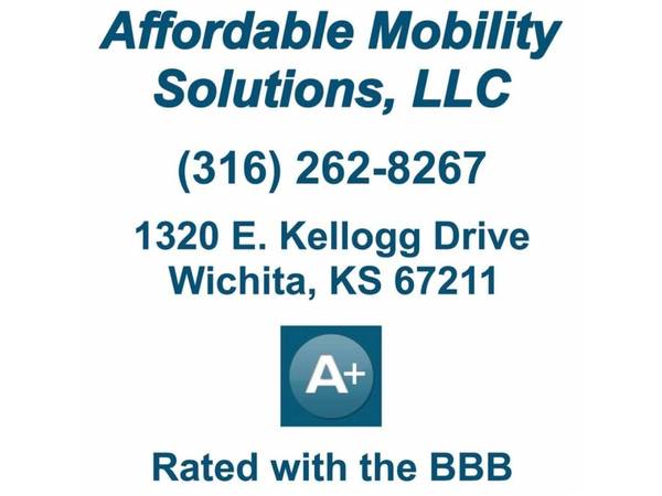 2017 Toyota Sienna LE 31k Wheelchair Mobility Handicap ADA Compliant... for sale in Wichita, NV – photo 3