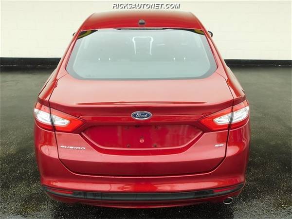 2016 Ford Fusion SE 6, 000 miles - - by dealer for sale in Cedar Rapids, IA – photo 6