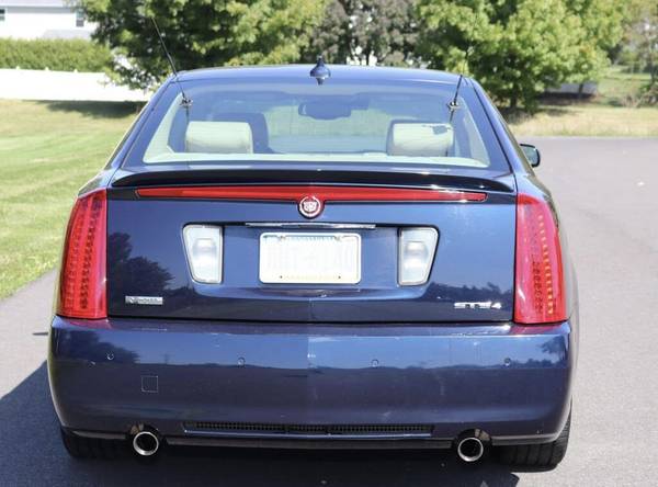 Cadillac STS V8 2009 (clean title, drives perfect, low miles!) -... for sale in Ames, IA – photo 2