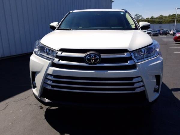 2019 Toyota Highlander PEARL WHITE Call Now Priced to go! - cars & for sale in Myrtle Beach, SC – photo 21