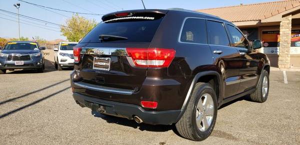 * * * 2011 Jeep Grand Cherokee Overland Sport Utility 4D * * * for sale in Saint George, UT – photo 3