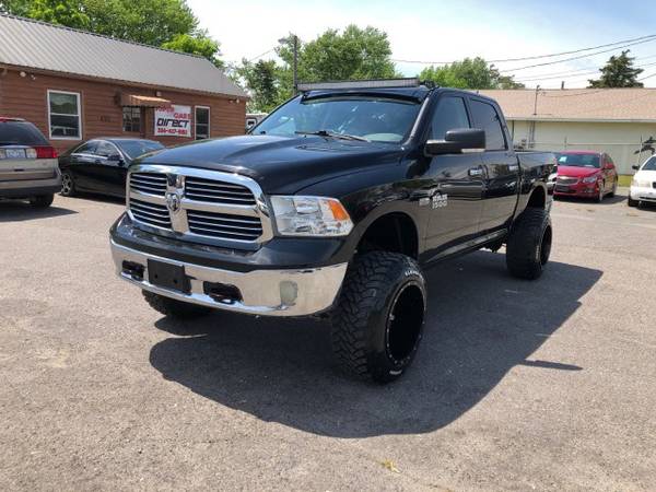 Dodge Ram 4x4 Lifted 1500 Lone Star Crew Cab 4dr HEMI V8 Pickup for sale in Charlotte, NC – photo 2