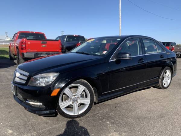 2011 MERCEDES-BENZ C-CLASS C300 4MATIC - cars & trucks - by dealer -... for sale in Chenoa, IL – photo 3