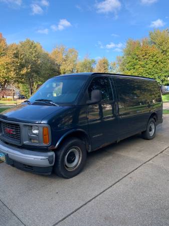 GMC savanna 2500 for sale in mentor, OH – photo 2